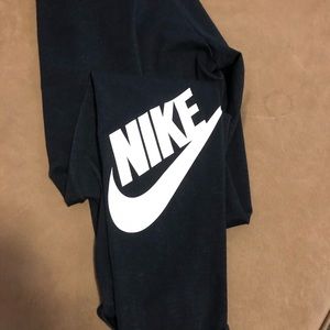Nike workout pants - only worn a few times